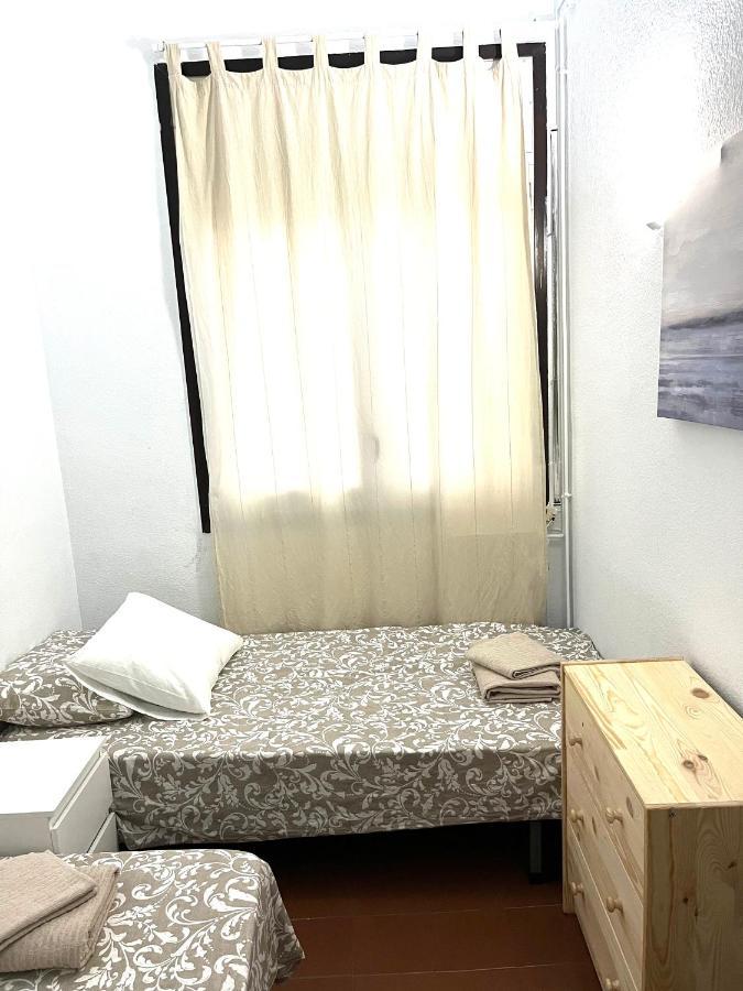 Camp Nou Apartment Wifi Barcelona Ngoại thất bức ảnh